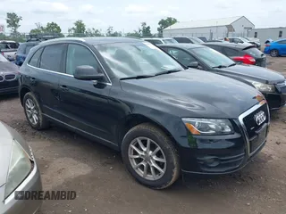 2010 Audi Q5 z VIN WA1LKBFP8AA105530, wystawiony jako IAAI lot #42757875 z przebiegiem 90 579 mil mil oraz . Historia ofert i sprzedaży dostępna na DreamBid. Obrazek 1.