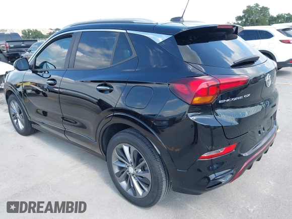 2020 Buick Encore GX Select z VIN KL4MMDS2XLB080034, wystawiony jako IAAI lot #42400884 z przebiegiem 67 632 mil mil oraz . Historia ofert i sprzedaży dostępna na DreamBid. Obrazek 3.