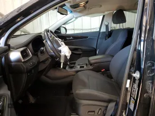 2019 Kia Sorento LX with VIN 5XYPGDA39KG437261, listed as a Copart auction lot 48175935 with 73,566 mi miles and Salvage Title. Bid and sale history available at DreamBid. Image 7.