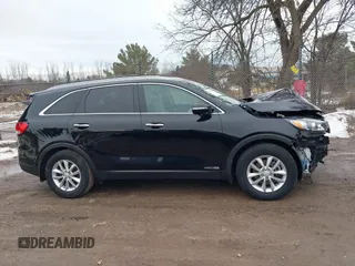 2018 Kia Sorento LX V6 with VIN 5XYPGDA5XJG419416, listed as a IAAI auction lot 41650650 with 95,897 mi miles. Bid and sale history available at carsss.com. Image 13.