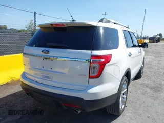 2014 Ford Explorer XLT with VIN 1FM5K8D81EGC01334, listed as a IAAI auction lot 41995546 with 139,812 mi miles and . Bid and sale history available at carsss.com. Image 4.