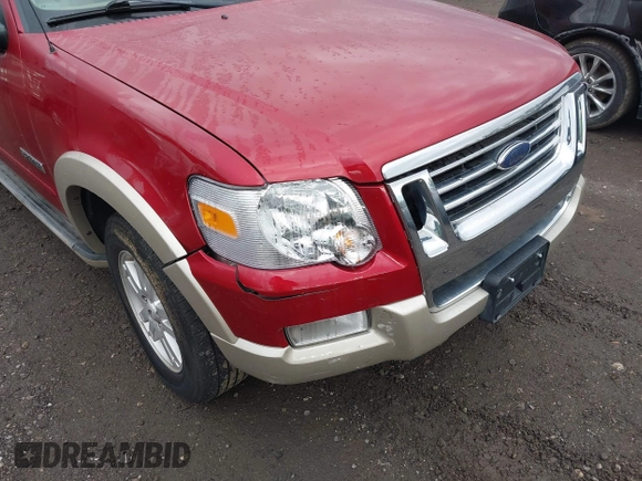 2008 Ford Explorer Eddie Bauer with VIN 1FMEU74E38UA29713, listed as a IAAI auction lot 42193657 with 109,966 mi miles. Bid and sale history available at carsss.com. Image 6.