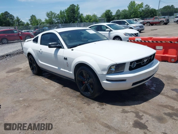 2006 Ford Mustang Standard with VIN 1ZVHT80N365219032, listed as a IAAI auction lot 42547836 with 138,183 mi miles and . Bid and sale history available at DreamBid. Image 1.