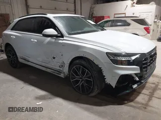 2021 Audi Q8 Premium Plus with VIN WA1EVAF11MD013975, listed as a IAAI auction lot 41380207 with 77,979 mi miles. Bid and sale history available at carsss.com. Image 1.