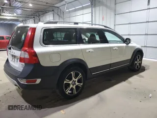 2012 Volvo XC70 T6 with VIN YV4902BZ8C1141876, listed as a Copart auction lot 82761064 with 241,538 mi miles and Clean Title. Bid and sale history available at DreamBid. Image 3.
