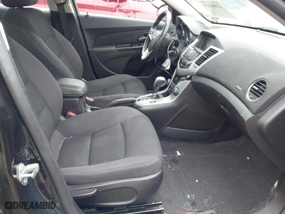 2014 Chevrolet Cruze 1LT with VIN 1G1PC5SB2E7149180, listed as a IAAI auction lot 42010987 with 122,787 mi miles. Bid and sale history available at carsss.com. Image 5.