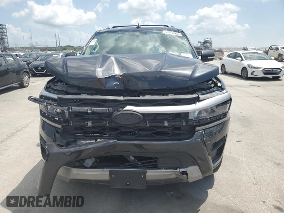 2022 Ford Expedition XLT with VIN 1FMJU1HT0NEA56894, listed as a Copart auction lot 63806955 with 23,697 mi miles and Clean title. Bid and sale history available at DreamBid. Image 5.
