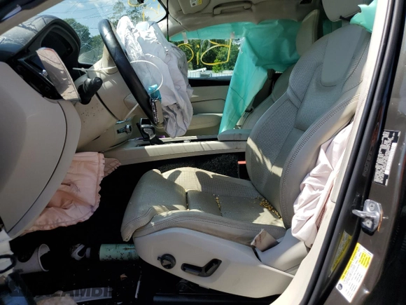 2018 Volvo XC60 Inscription с VIN YV4A22RL9J1002572, выставлен на аукционе Copart как лот 59965475 с пробегом Не указан миль и Списание • Salvage title. История ставок и продаж доступна на DreamBid. Изображение 7.