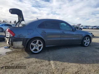 2009 Mercedes-Benz E-Class Sport 5.5L with VIN WDBUF72X69B365513, listed as a Copart auction lot 85467724 with 159,100 mi miles and Salvage Title. Bid and sale history available at carsss.com. Image 3.