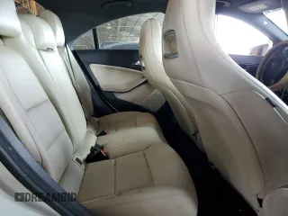 2014 Mercedes-Benz CLA 250 z VIN WDDSJ4GB8EN155416, wystawiony jako Copart lot #51089875 z przebiegiem 161 270 mil mil oraz Szkoda całkowita • Salvage title. Historia ofert i sprzedaży dostępna na DreamBid. Obrazek 10.