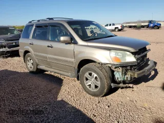2005 Honda Pilot EX-L z VIN 5FNYF18525B064752, wystawiony jako Copart lot #56022115 z przebiegiem 221 161 mil mil oraz Szkoda całkowita • Salvage title. Historia ofert i sprzedaży dostępna na DreamBid. Obrazek 4.