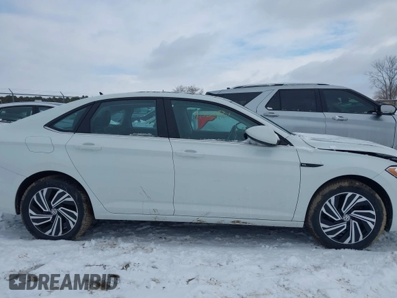 2021 Volkswagen Jetta SEL with VIN 3VWE57BU4MM016475, listed as a IAAI auction lot 41350821 with 27,782 mi miles and . Bid and sale history available at DreamBid. Image 12.