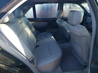 1995 Mercedes-Benz S 320 z VIN WDBGA33E4SA247764, wystawiony jako Copart lot #72717434 z przebiegiem 114 034 mil mil oraz Tytuł czysty. Historia ofert i sprzedaży dostępna na DreamBid. Obrazek 10.