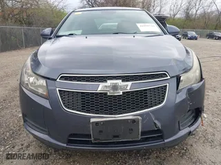 2014 Chevrolet Cruze 1LT with VIN 1G1PC5SB0E7213216, listed as a IAAI auction lot 41955710 with 147,003 mi miles. Bid and sale history available at carsss.com. Image 17.
