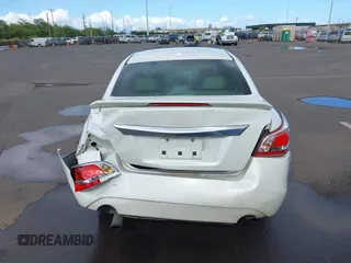 2013 Nissan Altima SL z VIN 1N4BL3AP6DC277579, wystawiony jako IAAI lot #42150029 z przebiegiem 257 273 mil mil oraz . Historia ofert i sprzedaży dostępna na DreamBid. Obrazek 16.