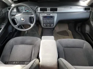 2014 Chevrolet Impala Limited Police Police with VIN 2G1WD5E35E1166159, listed as a Copart auction lot 82407034 with 248,636 mi miles and Clean Title. Bid and sale history available at carsss.com. Image 8.