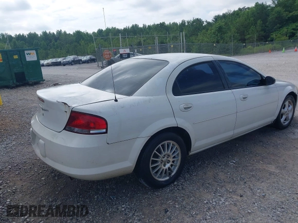 2005 Chrysler Sebring with VIN 1C3EL46X55N702922, listed as a IAAI auction lot 42436095 with 283,411 mi miles and . Bid and sale history available at DreamBid. Image 4.
