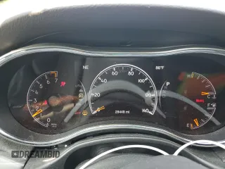 2020 Jeep Grand Cherokee Limited z VIN 1C4RJFBG6LC242912, wystawiony jako Copart lot #59727245 z przebiegiem 28 448 mil mil oraz Szkoda całkowita • Salvage title. Historia ofert i sprzedaży dostępna na DreamBid. Obrazek 9.