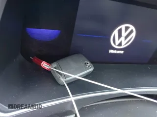 2022 Volkswagen Tiguan SE с VIN 3VV3B7AX8NM060805, выставлен на аукционе IAAI как лот 42271670 с пробегом 41 143 миль миль и . История ставок и продаж доступна на DreamBid. Изображение 11.