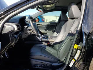 2018 Lexus IS 350 with VIN JTHBZ1D22J5033505, listed as a Copart auction lot 81180994 with 30,467 mi miles and Salvage title. Bid and sale history available at DreamBid. Image 7.