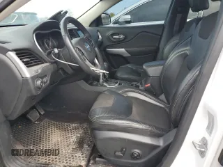 2018 Jeep Cherokee Latitude Plus with VIN 1C4PJMLB0JD530530, listed as a Copart auction lot 52920795 with 111,529 mi miles and Salvage title. Bid and sale history available at DreamBid. Image 7.