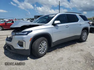 2022 Chevrolet Traverse LT z VIN 1GNERHKW0NJ134186, wystawiony jako Copart lot #56907195 z przebiegiem 61 344 mil mil oraz Szkoda całkowita • Salvage title. Historia ofert i sprzedaży dostępna na DreamBid. Obrazek 1.