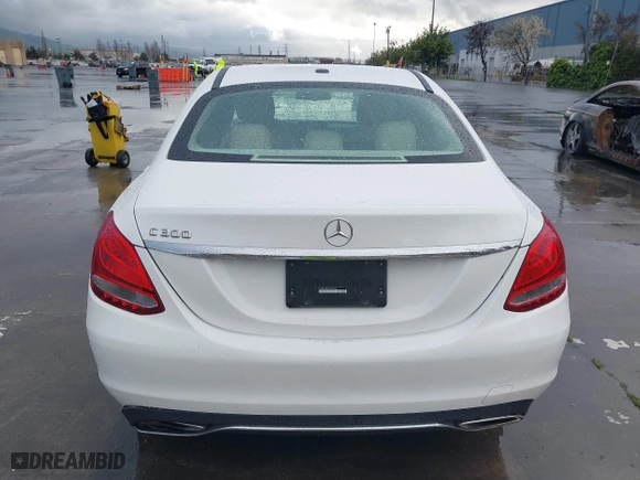 2015 Mercedes-Benz C-Class C 300 with VIN 55SWF4JB3FU085943, listed as a IAAI auction lot 41788857 with 107,954 mi miles. Bid and sale history available at carsss.com. Image 17.