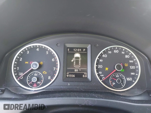 2013 Volkswagen Tiguan SE with VIN WVGAV7AX5DW545202, listed as a IAAI auction lot 42318584 with 91,556 mi miles and . Bid and sale history available at DreamBid. Image 7.