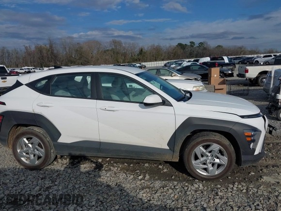 2024 Hyundai Kona SE with VIN KM8HA3ABXRU112114, listed as a IAAI auction lot 41640457 with 18,254 mi miles. Bid and sale history available at carsss.com. Image 13.