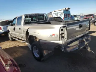 2001 Chevrolet Silverado 3500 LS with VIN 1GCJK33G71F148492, listed as a Copart auction lot 81808714 with 114,563 mi miles and Salvage Title. Bid and sale history available at carsss.com. Image 2.