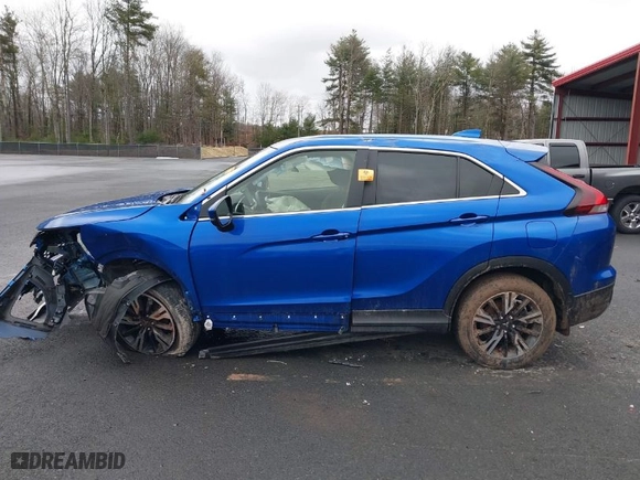 2023 Mitsubishi Eclipse Cross SE with VIN JA4ATWAA2PZ002015, listed as a IAAI auction lot 41128152 with 1 mi miles. Bid and sale history available at carsss.com. Image 13.