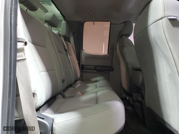 2018 Ford Super Duty F-250 SRW XL with VIN 1FT7X2BT0JEC25505, listed as a Copart auction lot 81552224 with 175,578 mi miles and Salvage Title. Bid and sale history available at carsss.com. Image 10.