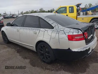 2011 Audi A6 Premium Plus z VIN WAUFGAFB9BN009058, wystawiony jako IAAI lot #42200851 z przebiegiem 114 250 mil mil oraz . Historia ofert i sprzedaży dostępna na DreamBid. Obrazek 3.
