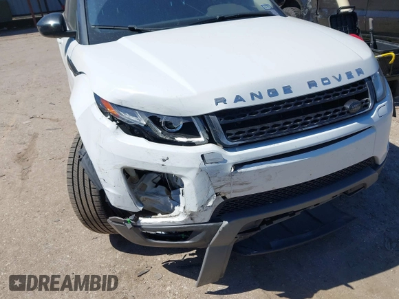2017 Land Rover Range Rover Evoque SE with VIN SALVP2BG9HH190880, listed as a IAAI auction lot 41720266 with 71,179 mi miles. Bid and sale history available at carsss.com. Image 6.