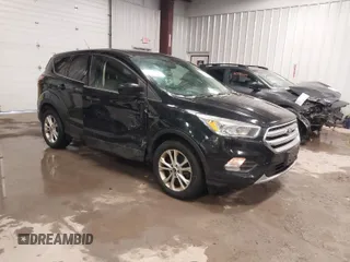 2017 Ford Escape SE with VIN 1FMCU9GD4HUC83761, listed as a IAAI auction lot 41487002 with 125,375 mi miles. Bid and sale history available at carsss.com. Image 1.