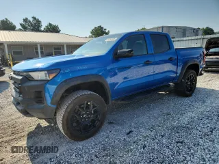 2023 Chevrolet Colorado 4WD Trail Boss z VIN 1GCPTEEK1P1149907, wystawiony jako Copart lot #60294595 z przebiegiem 41 679 mil mil oraz Czysty tytuł • Clean title. Historia ofert i sprzedaży dostępna na DreamBid. Obrazek 1.