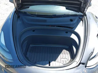 2023 Tesla Model 3 z VIN 5YJ3E1EA0PF655244, wystawiony jako IAAI lot #42004592 z przebiegiem 54 860 mil mil oraz . Historia ofert i sprzedaży dostępna na DreamBid. Obrazek 10.