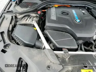 2019 BMW 5 Series 530e with VIN WBAJA9C58KB254167, listed as a Copart auction lot 70683805 with 63,890 mi miles and Salvage title. Bid and sale history available at DreamBid. Image 13.