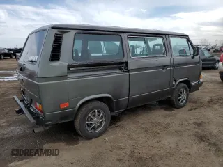 1988 Volkswagen Vanagon with VIN WV2YB0252JH083277, listed as a Copart auction lot 52309505 with 173,547 mi miles and Clean Title. Bid and sale history available at DreamBid. Image 3.