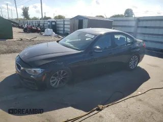 2018 BMW 3 Series 320i xDrive with VIN WBA8A3C53JA494520, listed as a Copart auction lot 44097505 with 122,436 mi miles and Salvage Title. Bid and sale history available at carsss.com. Image 1.