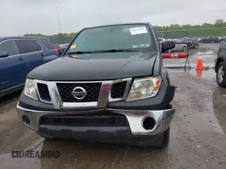 2010 Nissan Frontier SE z VIN 1N6AD0CW2AC415374, wystawiony jako IAAI lot #42321089 z przebiegiem 114 385 mil mil oraz . Historia ofert i sprzedaży dostępna na DreamBid. Obrazek 12.