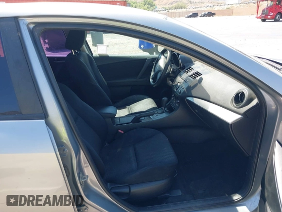 2012 Mazda 3 i Sport with VIN JM1BL1UF4C1595650, listed as a IAAI auction lot 40127921 with 190,421 mi miles and . Bid and sale history available at DreamBid. Image 5.