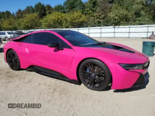2015 BMW i8 with VIN WBY2Z2C5XFV674362, listed as a Copart auction lot 77100464 with 67,061 mi miles and Clean Title. Bid and sale history available at carsss.com. Image 4.