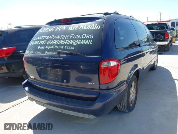 2005 Dodge Caravan SXT with VIN 2D4GP44L55R166164, listed as a IAAI auction lot 42633217 with 168,849 mi miles and . Bid and sale history available at DreamBid. Image 4.
