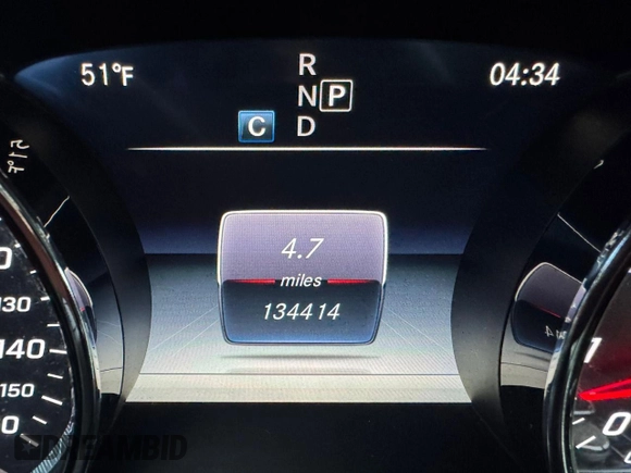 2017 Mercedes-Benz E 300 Luxury with VIN WDDZF4JB1HA192926, listed as a Copart auction lot 56244195 with 134,414 mi miles and Clean Title. Bid and sale history available at DreamBid. Image 8.
