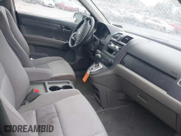 2008 Honda CR-V LX z VIN 5J6RE48328L004201, wystawiony jako IAAI lot #42321513 z przebiegiem 116 048 mil mil oraz . Historia ofert i sprzedaży dostępna na DreamBid. Obrazek 5.