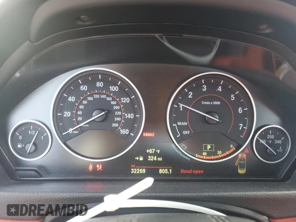 2018 BMW 4 Series 430i xDrive with VIN WBA4Z3C52JEC57956, listed as a Copart auction lot 52946715 with 32,269 mi miles and Salvage Title. Bid and sale history available at DreamBid. Image 9.
