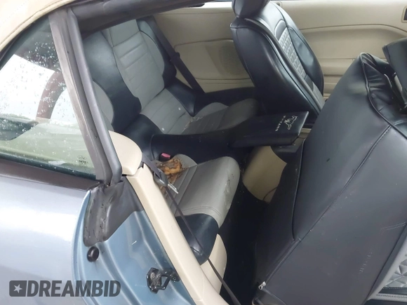 2007 Ford Mustang Deluxe with VIN 1ZVFT84N375260554, listed as a IAAI auction lot 42740799 with 162,939 mi miles and . Bid and sale history available at DreamBid. Image 8.