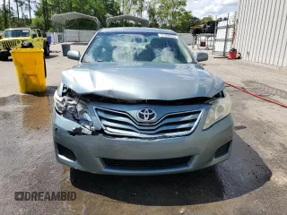 2011 Toyota Camry LE z VIN 4T1BF3EK6BU593874, wystawiony jako Copart lot #51959955 z przebiegiem 247 911 mil mil oraz Szkoda całkowita • Salvage title. Historia ofert i sprzedaży dostępna na DreamBid. Obrazek 5.