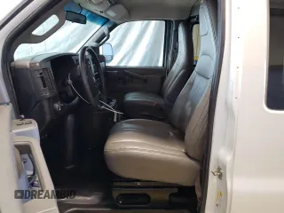 2022 Chevrolet Express Passenger LS with VIN 1GAZGNFP2N1295097, listed as a Copart auction lot 42342675 with 39,207 mi miles and Clean title. Bid and sale history available at DreamBid. Image 7.